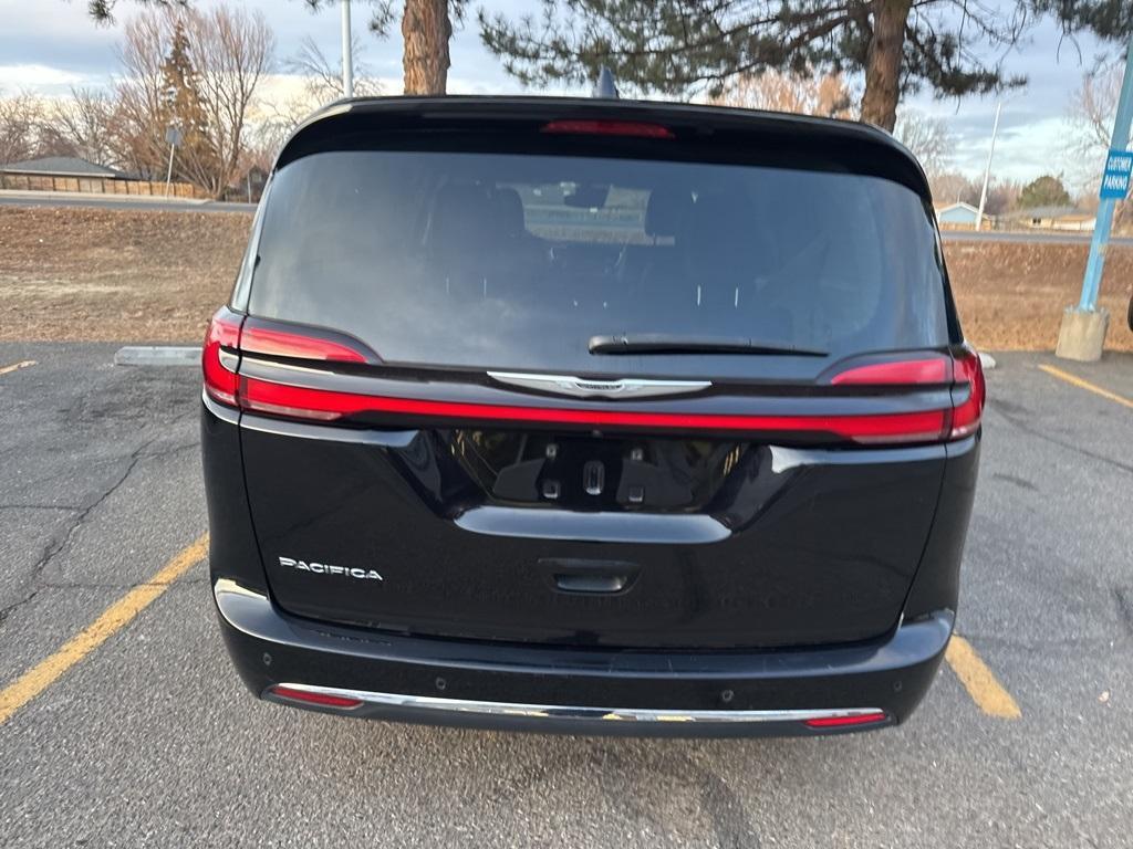 used 2024 Chrysler Pacifica car, priced at $31,882
