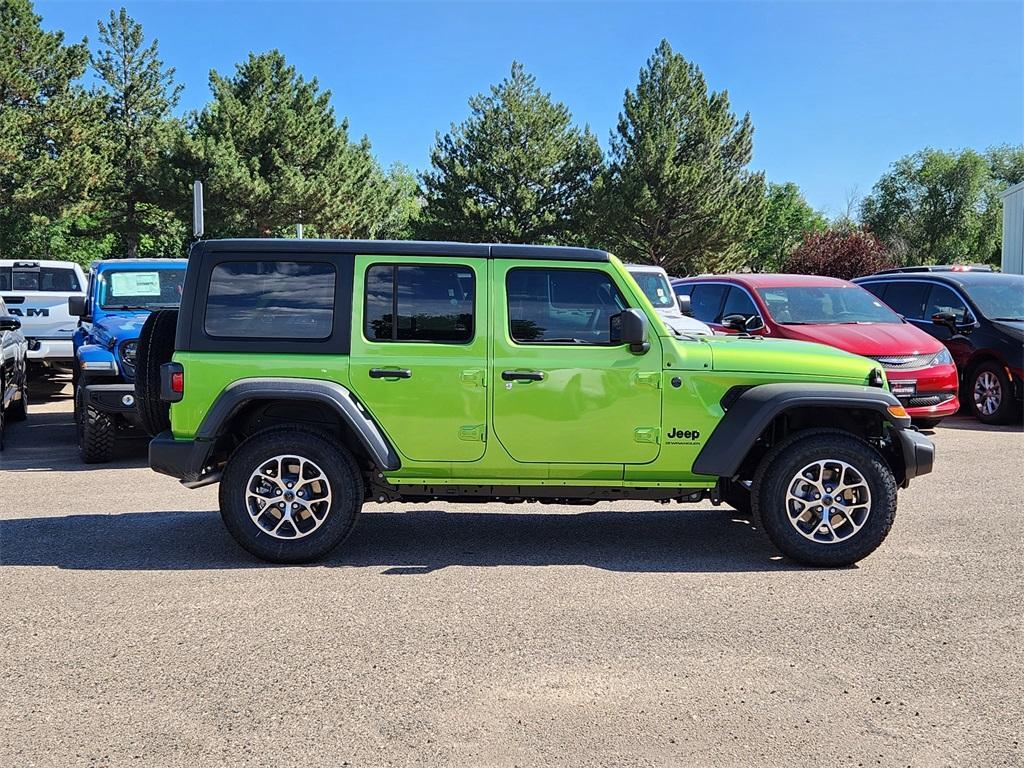 new 2025 Jeep Wrangler car, priced at $41,037