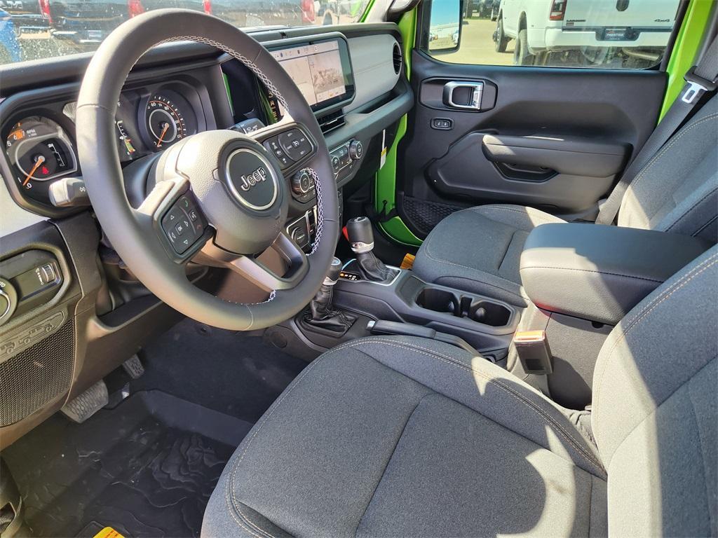 new 2025 Jeep Wrangler car, priced at $41,037