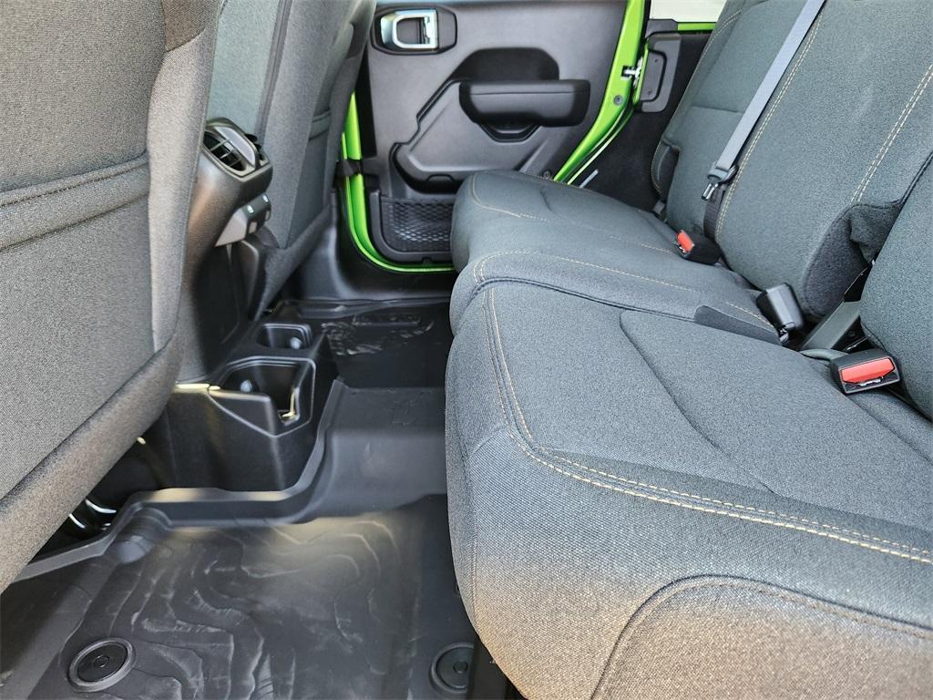 new 2025 Jeep Wrangler car, priced at $41,037