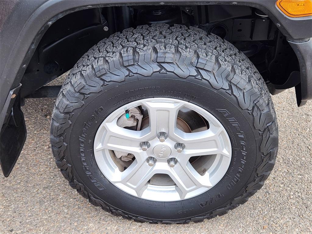 used 2021 Jeep Wrangler car, priced at $26,252