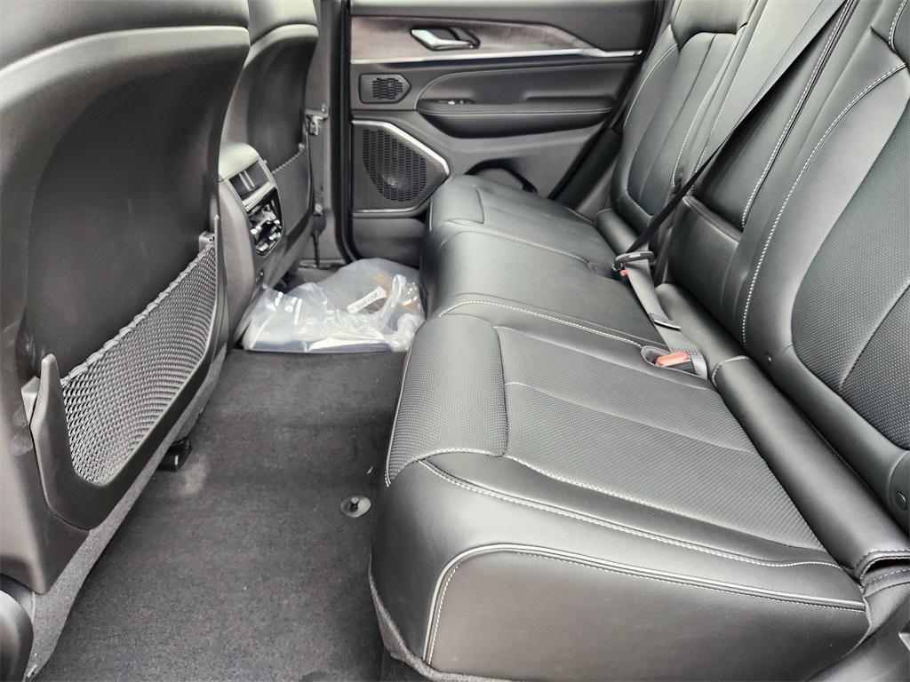 new 2025 Jeep Grand Cherokee L car, priced at $46,438