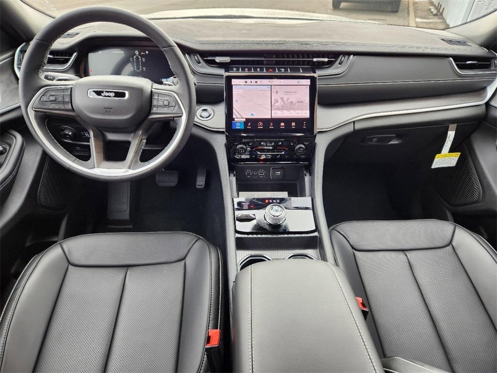 new 2025 Jeep Grand Cherokee L car, priced at $51,560