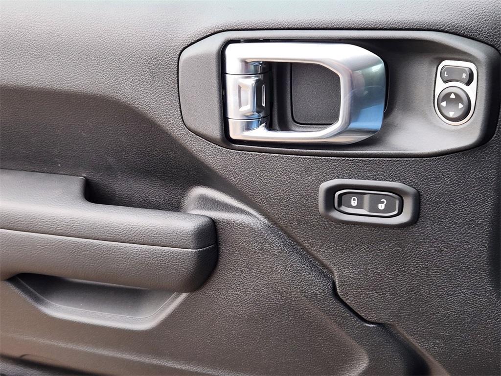 new 2026 Jeep Wrangler car, priced at $50,407