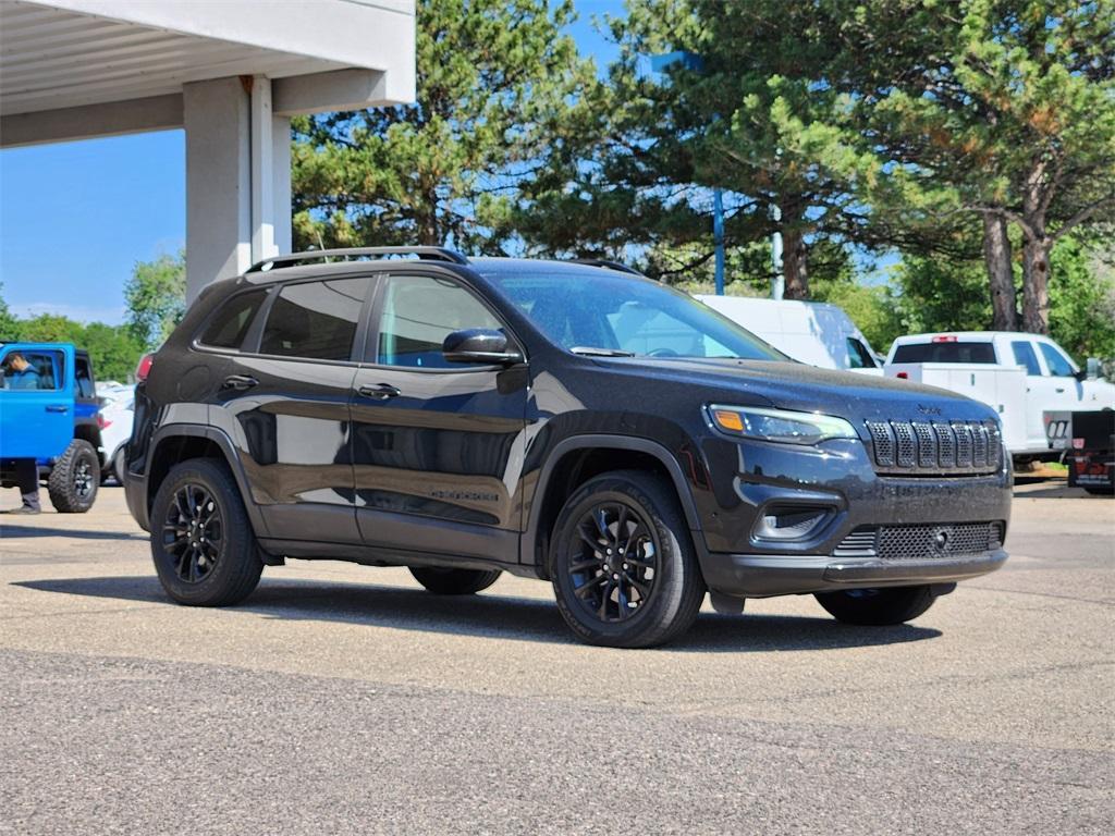 used 2023 Jeep Cherokee car, priced at $25,182