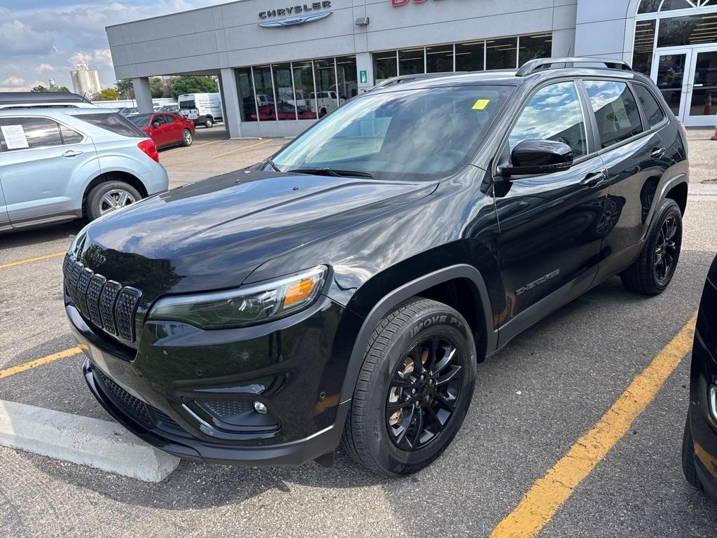 used 2023 Jeep Cherokee car, priced at $25,482