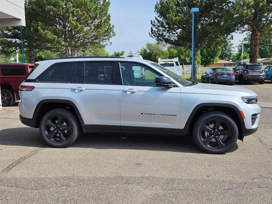 new 2024 Jeep Grand Cherokee car, priced at $42,547