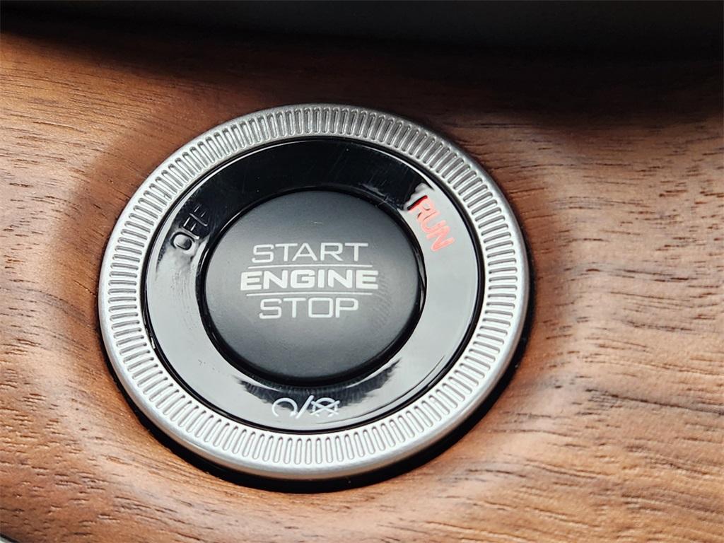 new 2025 Jeep Grand Cherokee L car, priced at $63,367