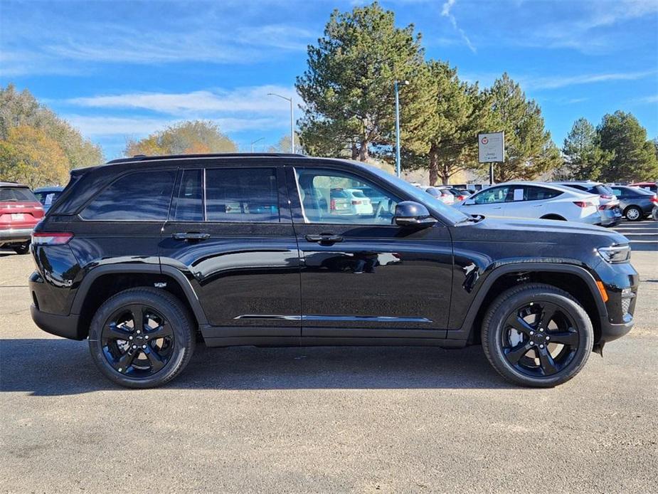 new 2025 Jeep Grand Cherokee car, priced at $52,244