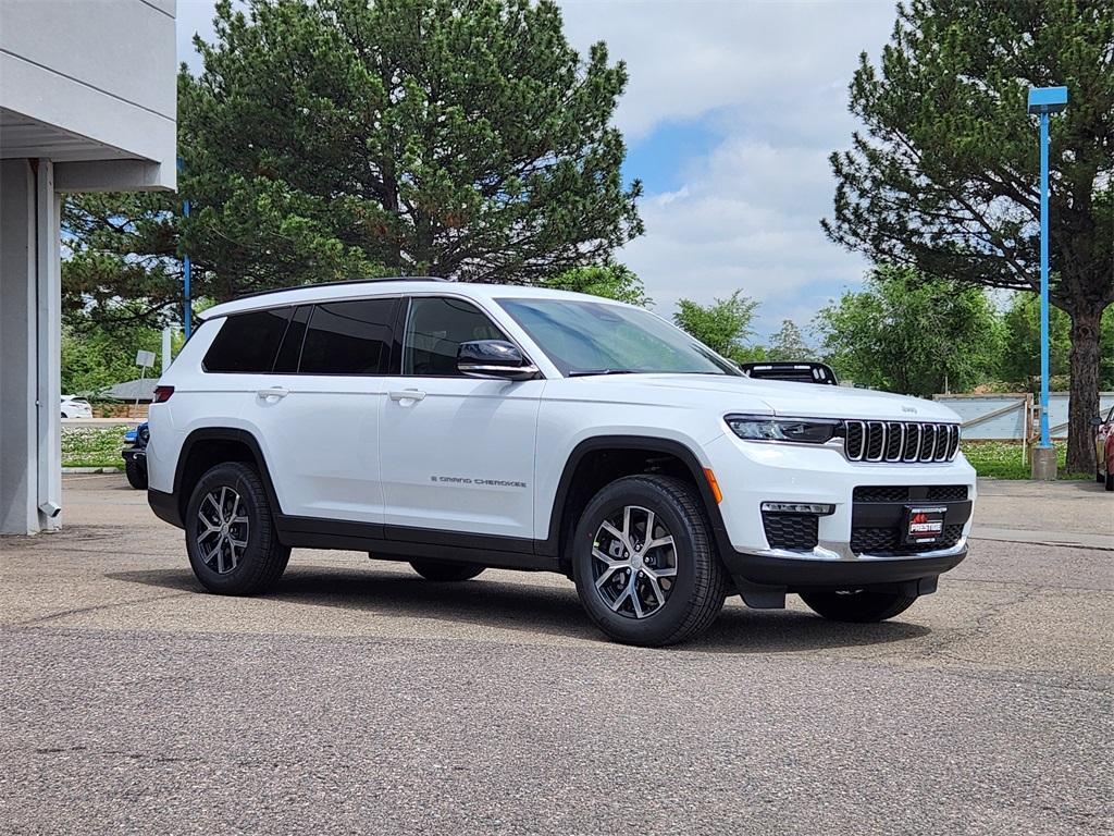 new 2025 Jeep Grand Cherokee L car, priced at $42,472