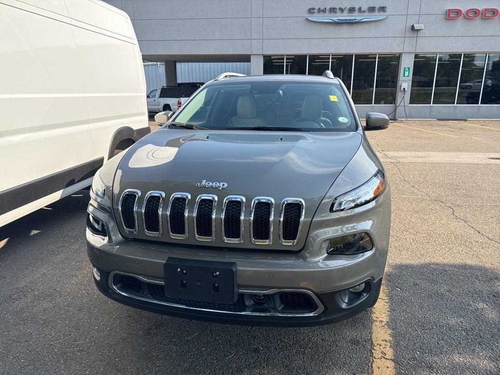 used 2016 Jeep Cherokee car, priced at $20,084