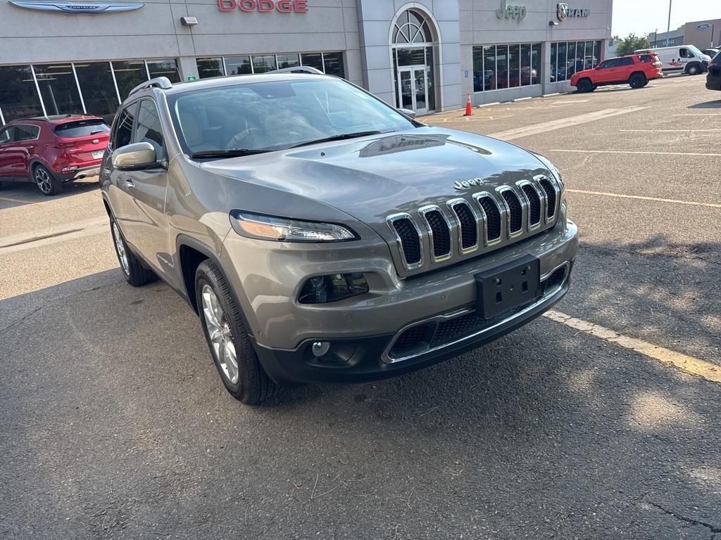 used 2016 Jeep Cherokee car, priced at $20,084