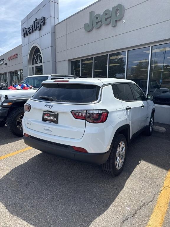new 2025 Jeep Compass car, priced at $27,122