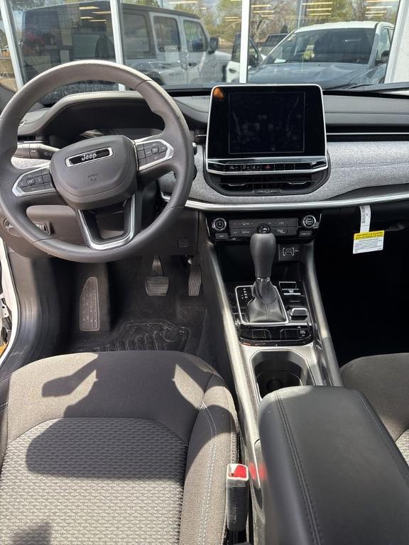 new 2025 Jeep Compass car, priced at $27,122