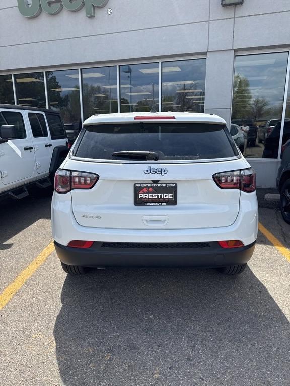 new 2025 Jeep Compass car, priced at $27,122