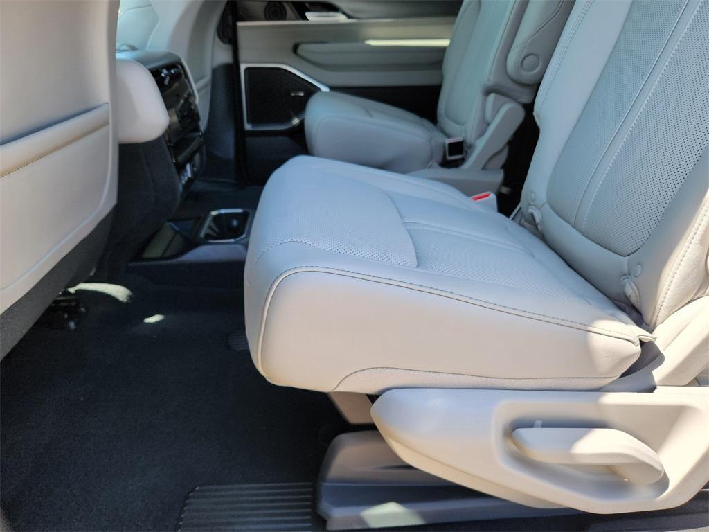 new 2025 Jeep Wagoneer car, priced at $73,079