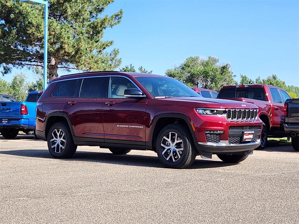 new 2025 Jeep Grand Cherokee L car, priced at $43,904
