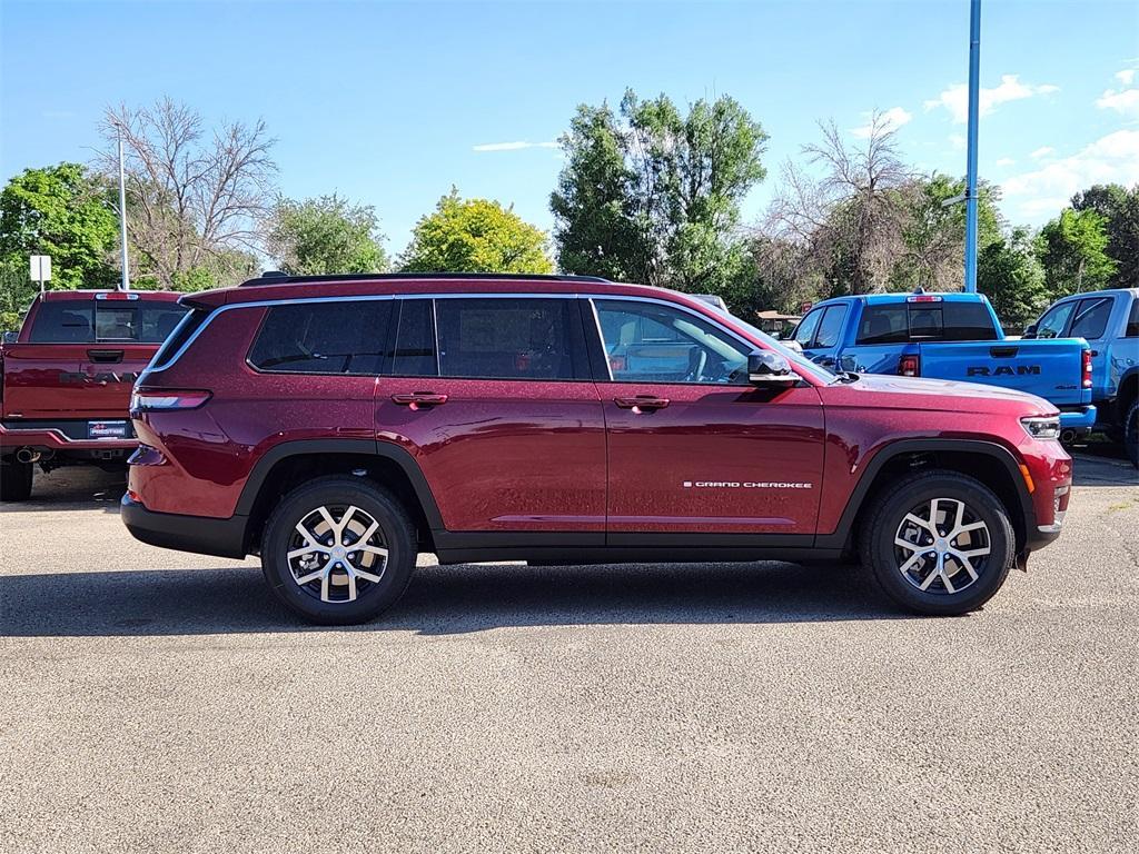new 2025 Jeep Grand Cherokee L car, priced at $43,904