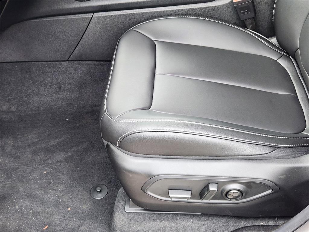 new 2025 Jeep Grand Cherokee L car, priced at $47,712