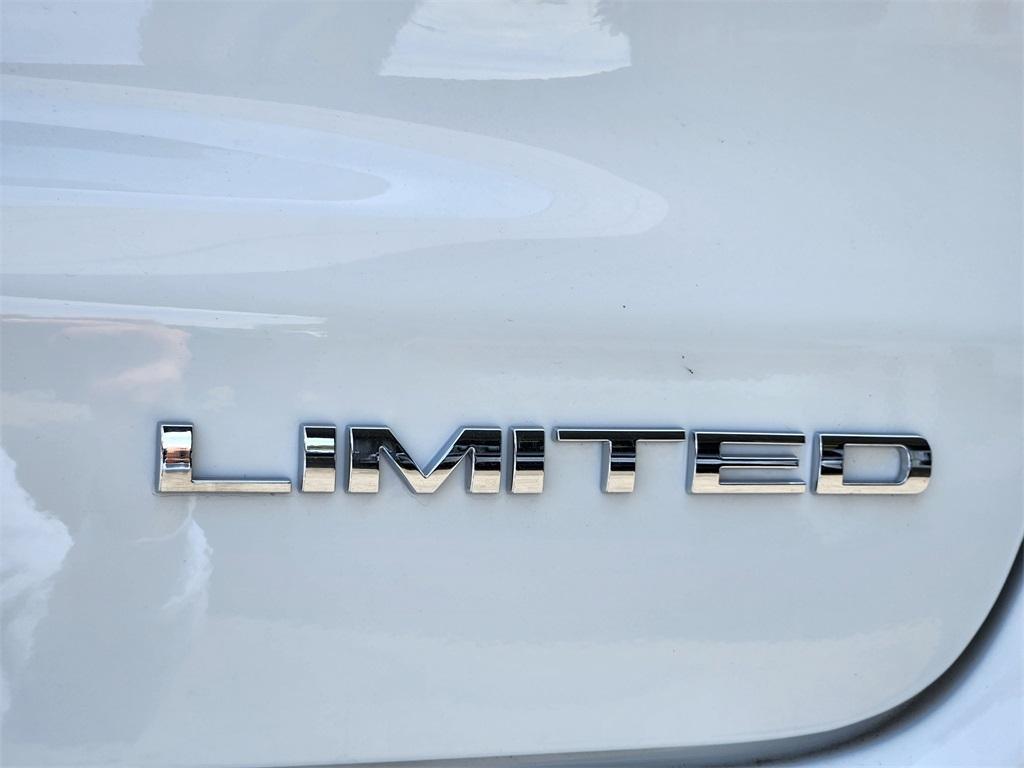 new 2025 Jeep Compass car, priced at $31,165