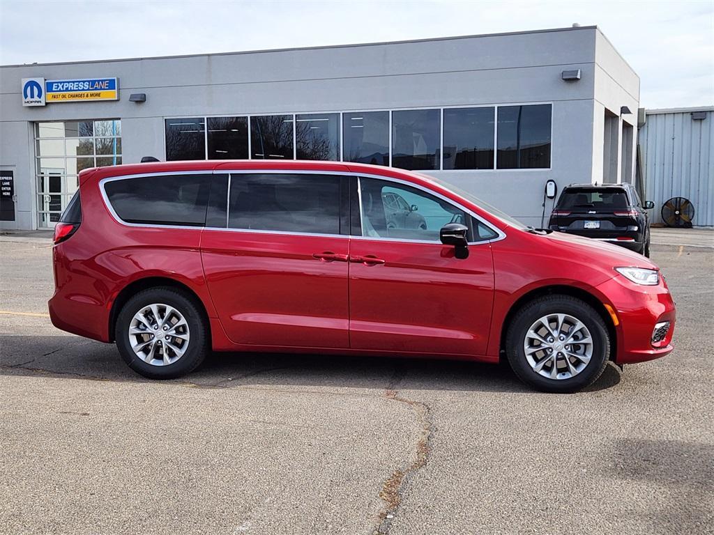 new 2026 Chrysler Pacifica car, priced at $46,013