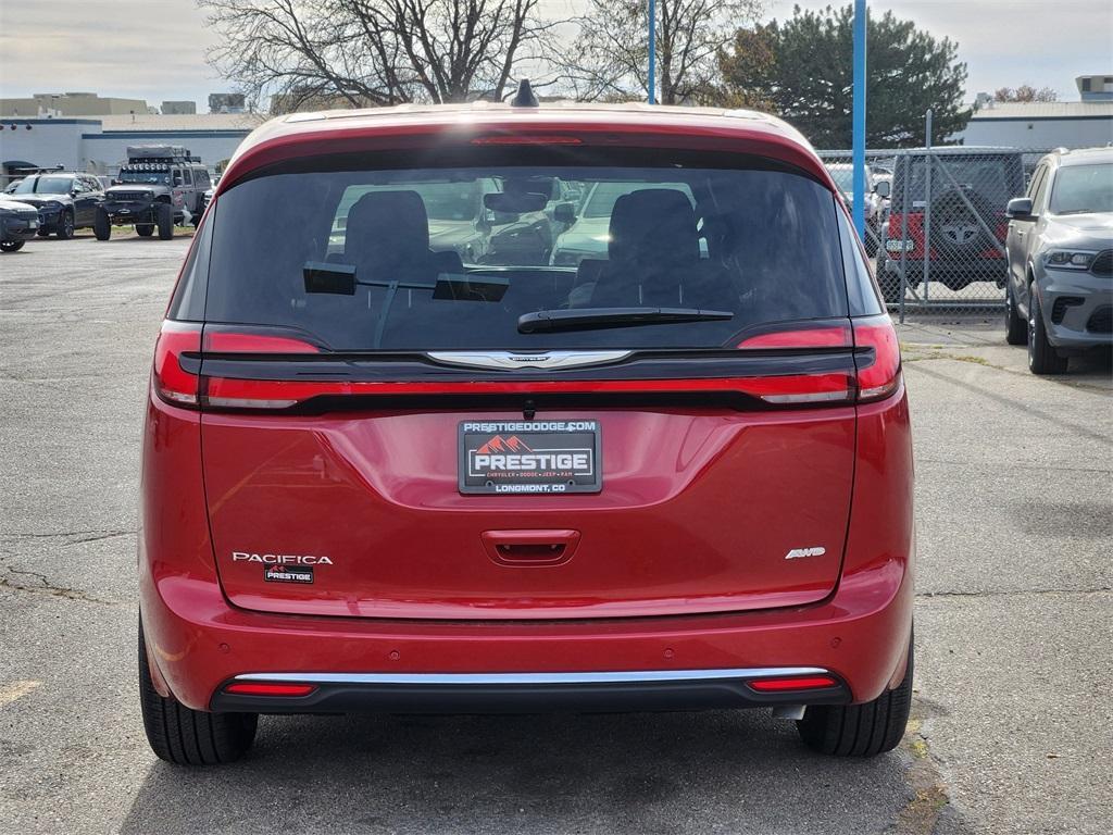 new 2026 Chrysler Pacifica car, priced at $46,013