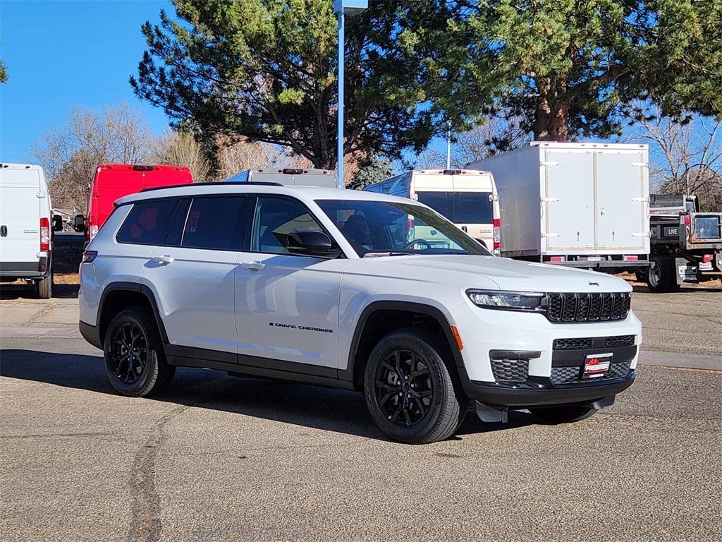 used 2024 Jeep Grand Cherokee L car, priced at $32,170