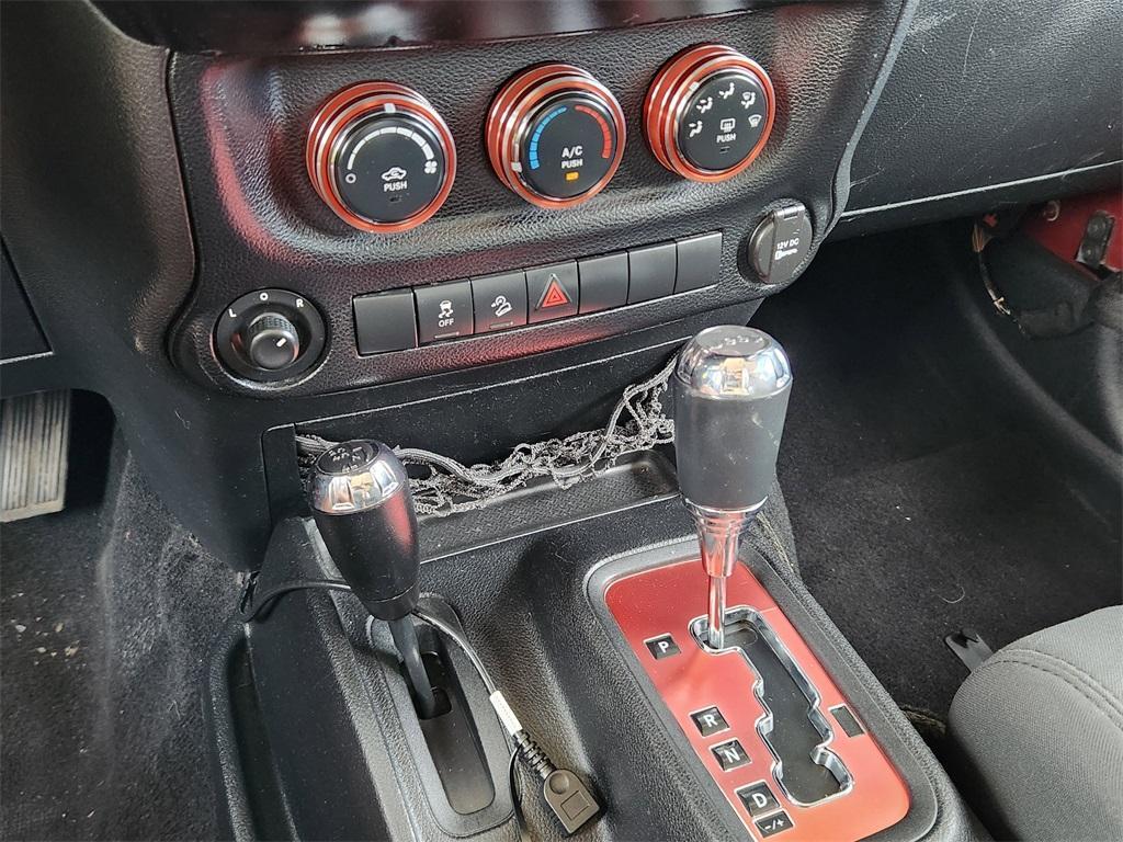 used 2012 Jeep Wrangler Unlimited car, priced at $13,537