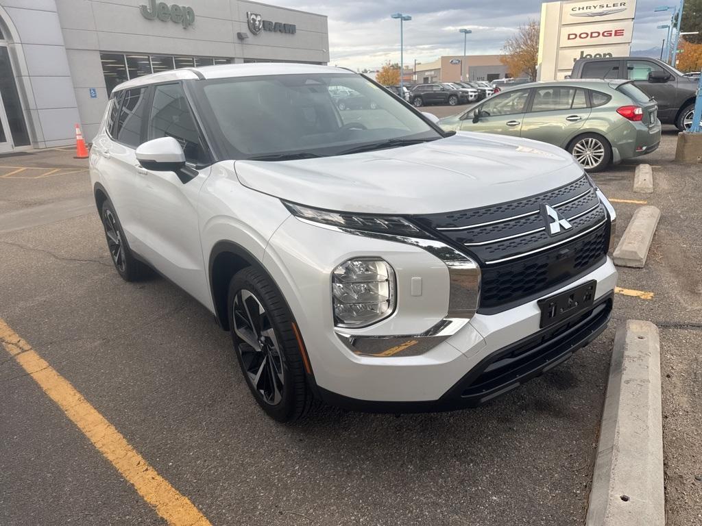used 2022 Mitsubishi Outlander car, priced at $20,668