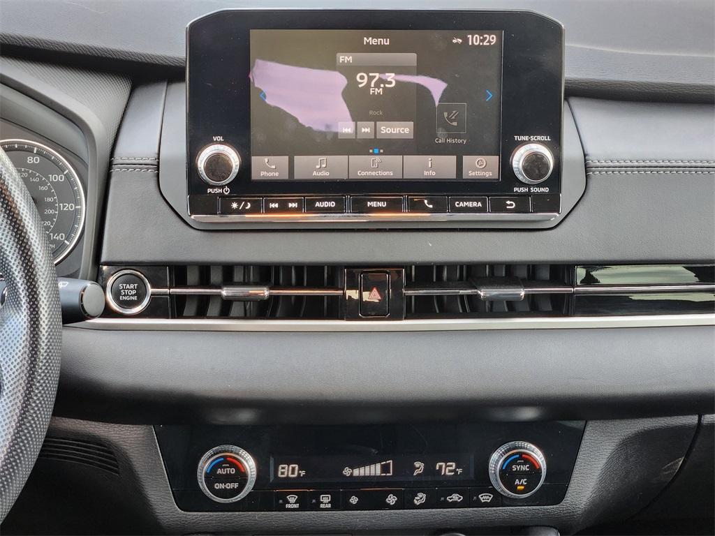 used 2022 Mitsubishi Outlander car, priced at $19,685