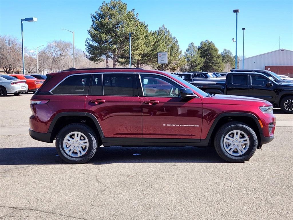 new 2025 Jeep Grand Cherokee car, priced at $37,972
