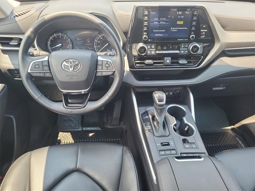 used 2020 Toyota Highlander car, priced at $31,582