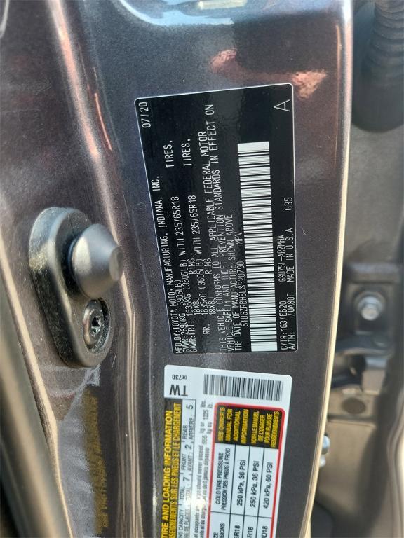 used 2020 Toyota Highlander car, priced at $31,582