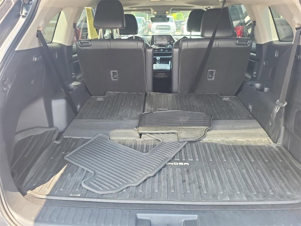 used 2020 Toyota Highlander car, priced at $31,582