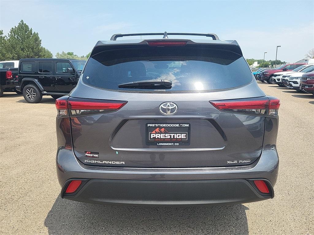used 2020 Toyota Highlander car, priced at $31,582