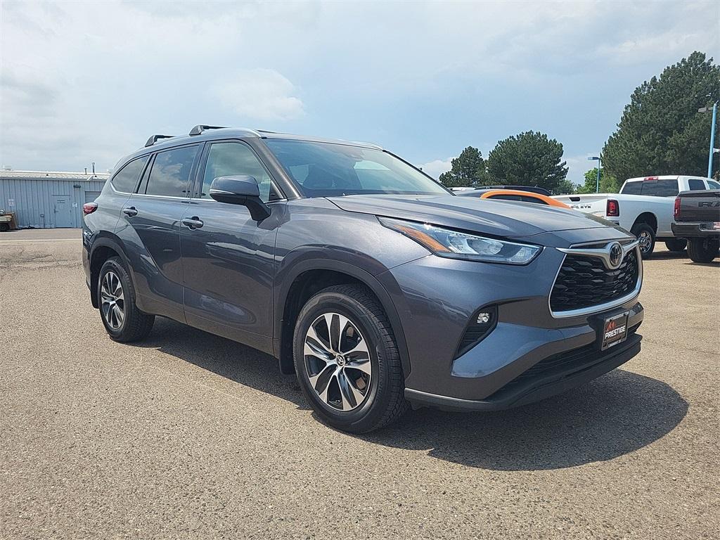 used 2020 Toyota Highlander car, priced at $31,582
