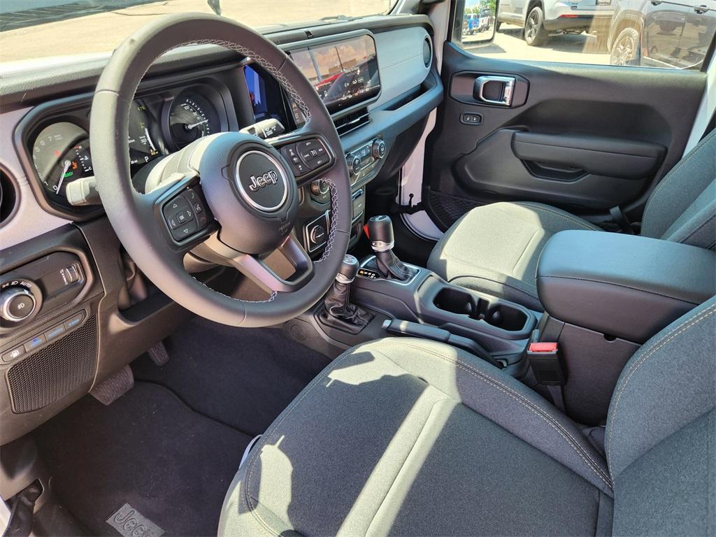 new 2025 Jeep Gladiator car, priced at $37,563