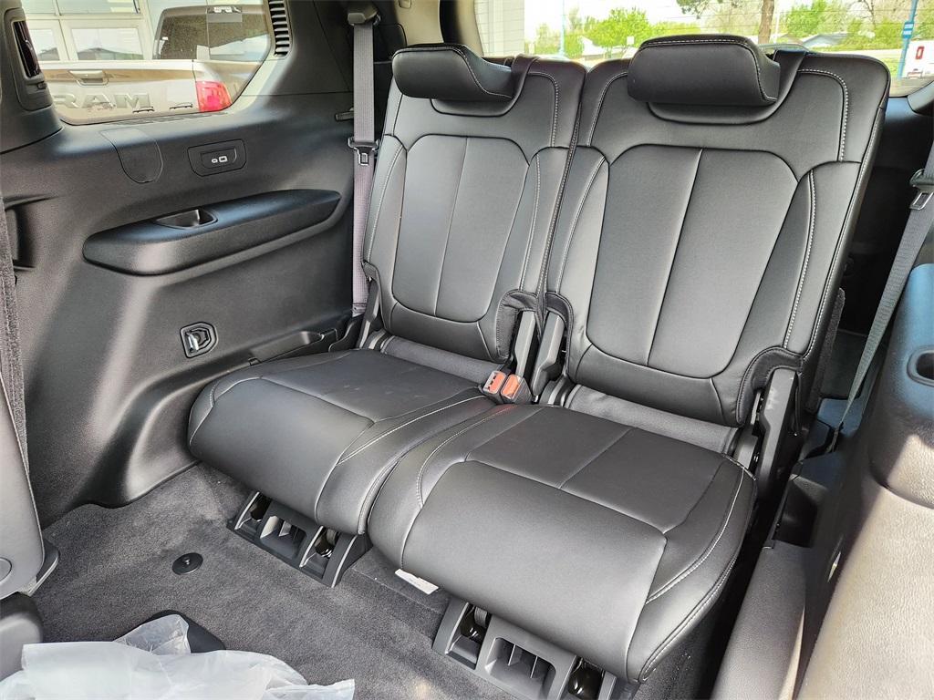 new 2025 Jeep Grand Cherokee L car, priced at $47,753