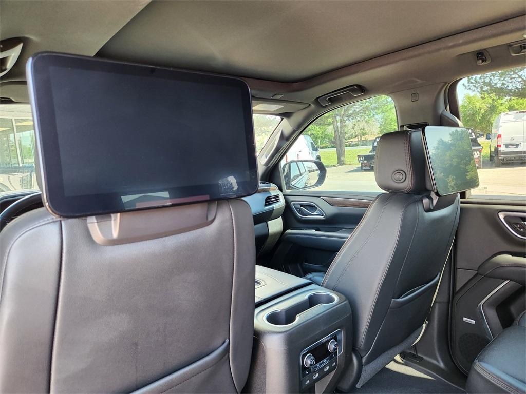 used 2021 Chevrolet Suburban car, priced at $59,380