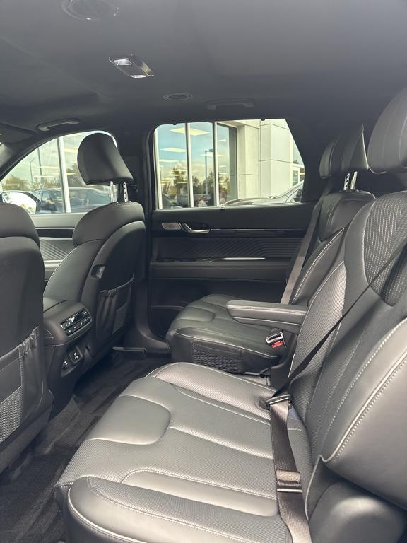 used 2025 Hyundai Palisade car, priced at $47,659