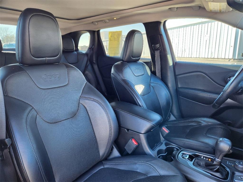 used 2019 Jeep Cherokee car, priced at $15,760