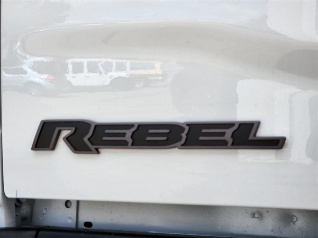 new 2025 Ram 2500 car, priced at $71,932