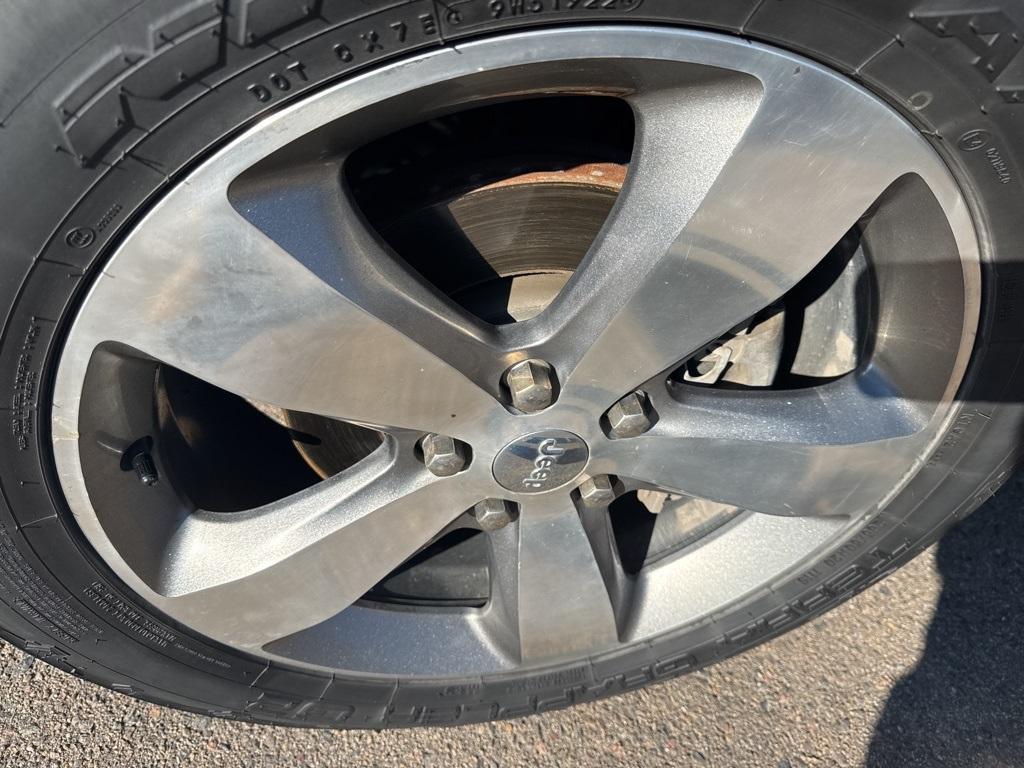 used 2014 Jeep Grand Cherokee car, priced at $7,890