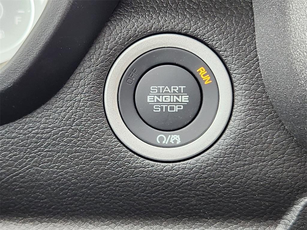 new 2025 Ram 1500 car, priced at $48,033