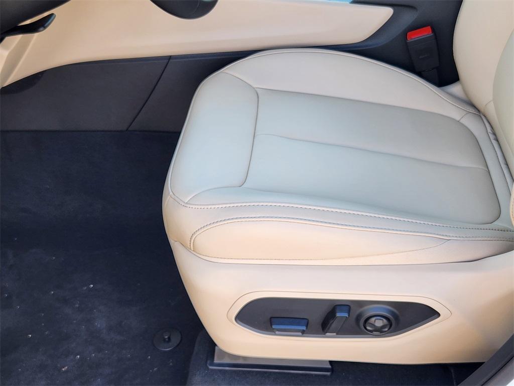new 2025 Jeep Grand Cherokee L car, priced at $43,370