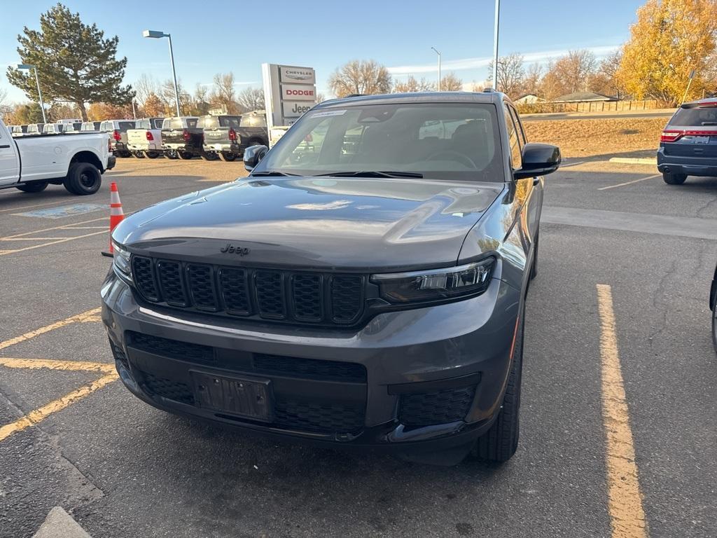 used 2024 Jeep Grand Cherokee L car, priced at $33,631