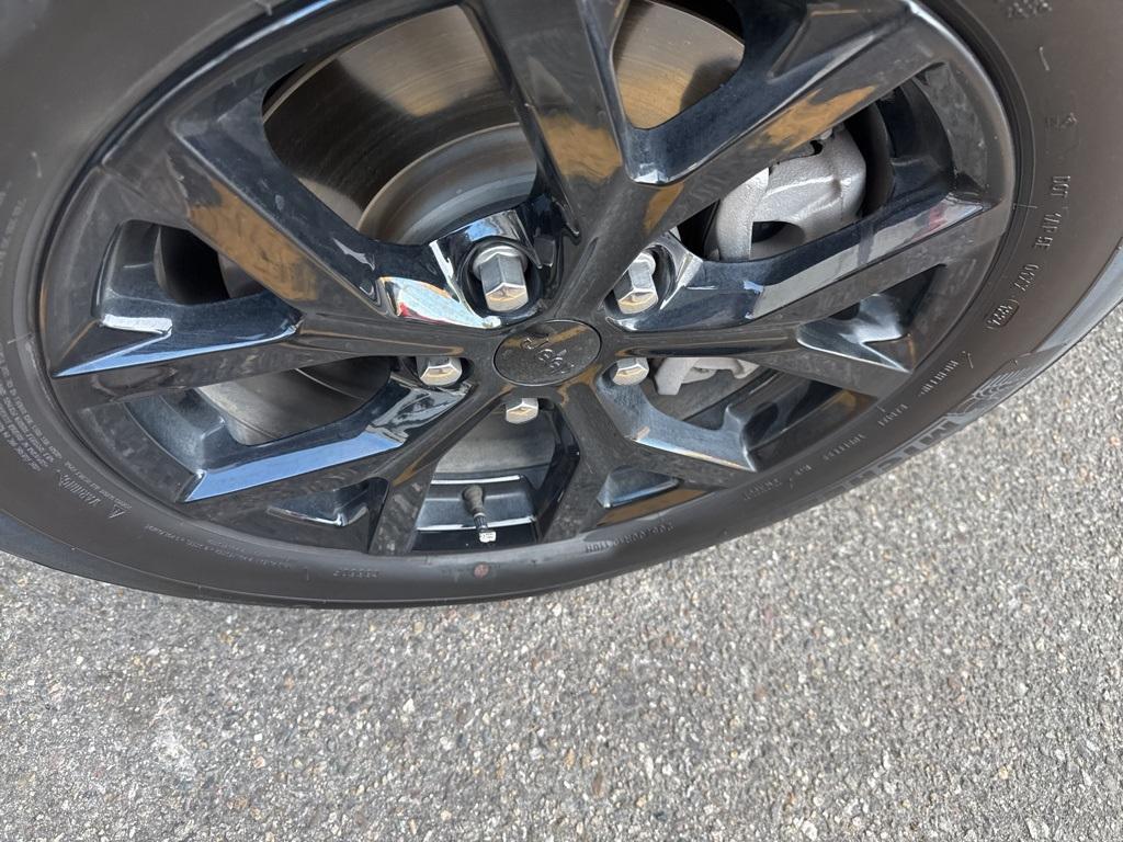 used 2024 Jeep Grand Cherokee L car, priced at $33,631