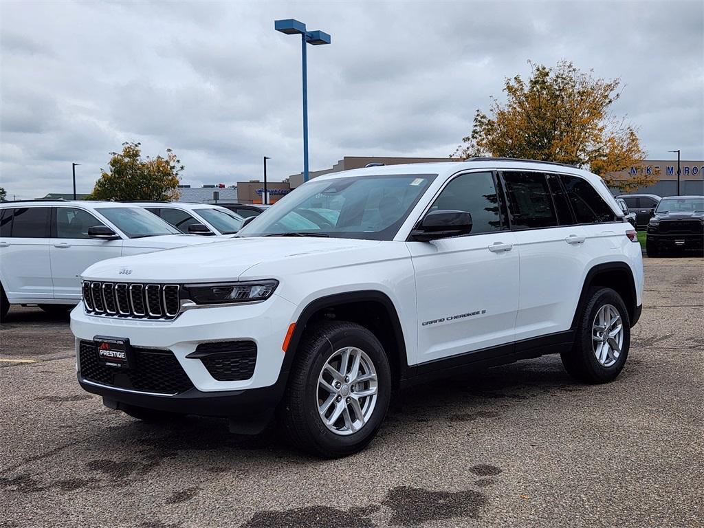 new 2025 Jeep Grand Cherokee car, priced at $40,520