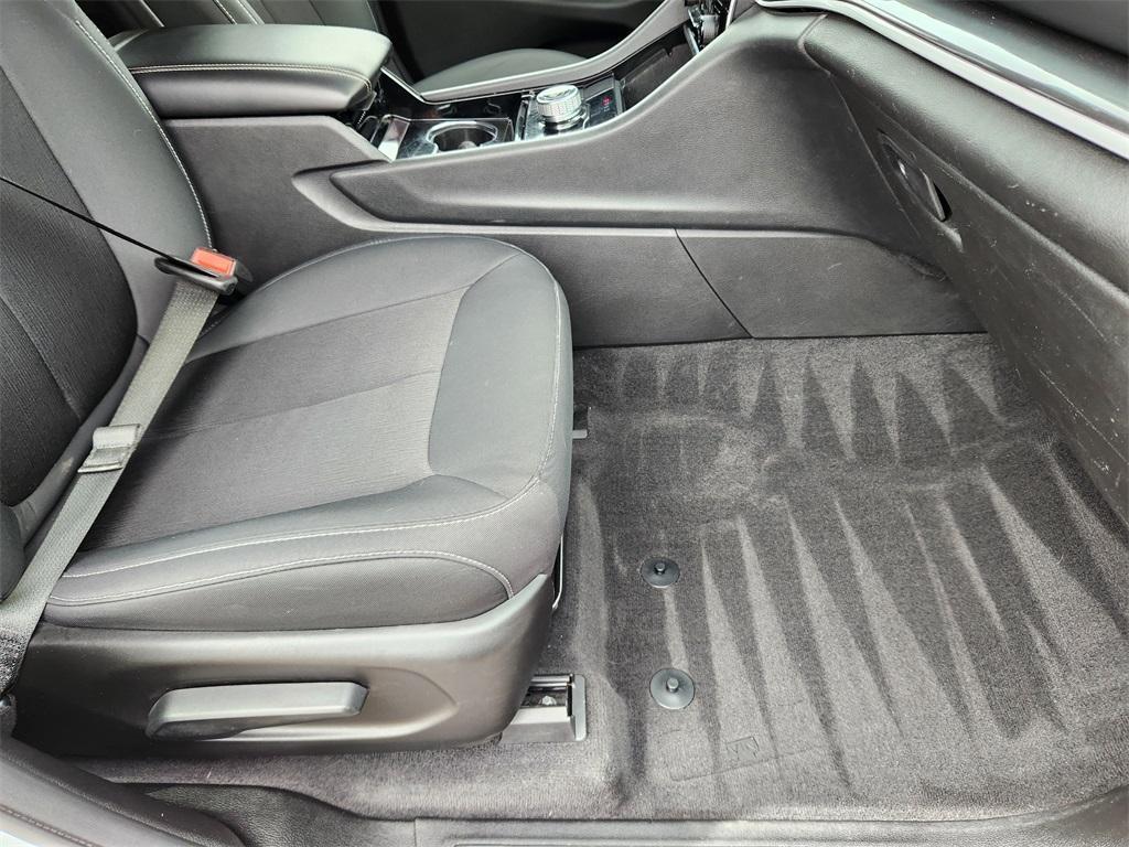used 2022 Jeep Grand Cherokee L car, priced at $30,102