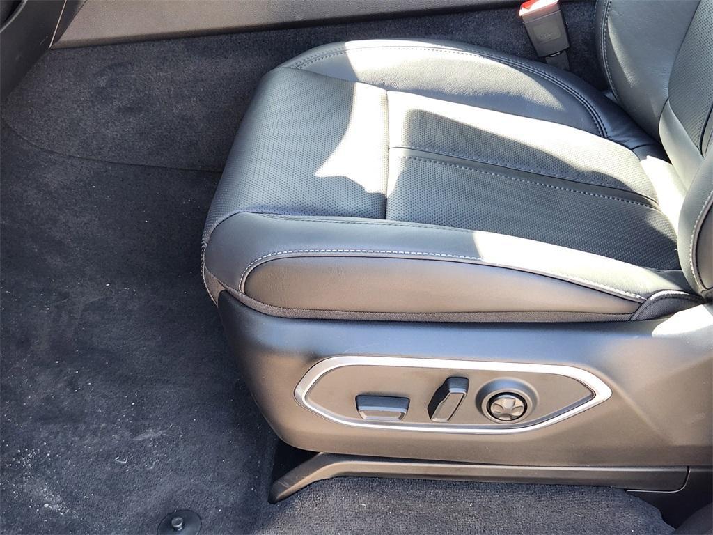 new 2025 Jeep Wagoneer L car, priced at $66,964